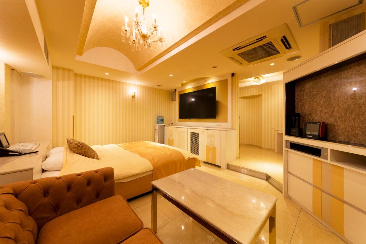 Hotel Luna Ikeda (Adults Only) Exterior photo